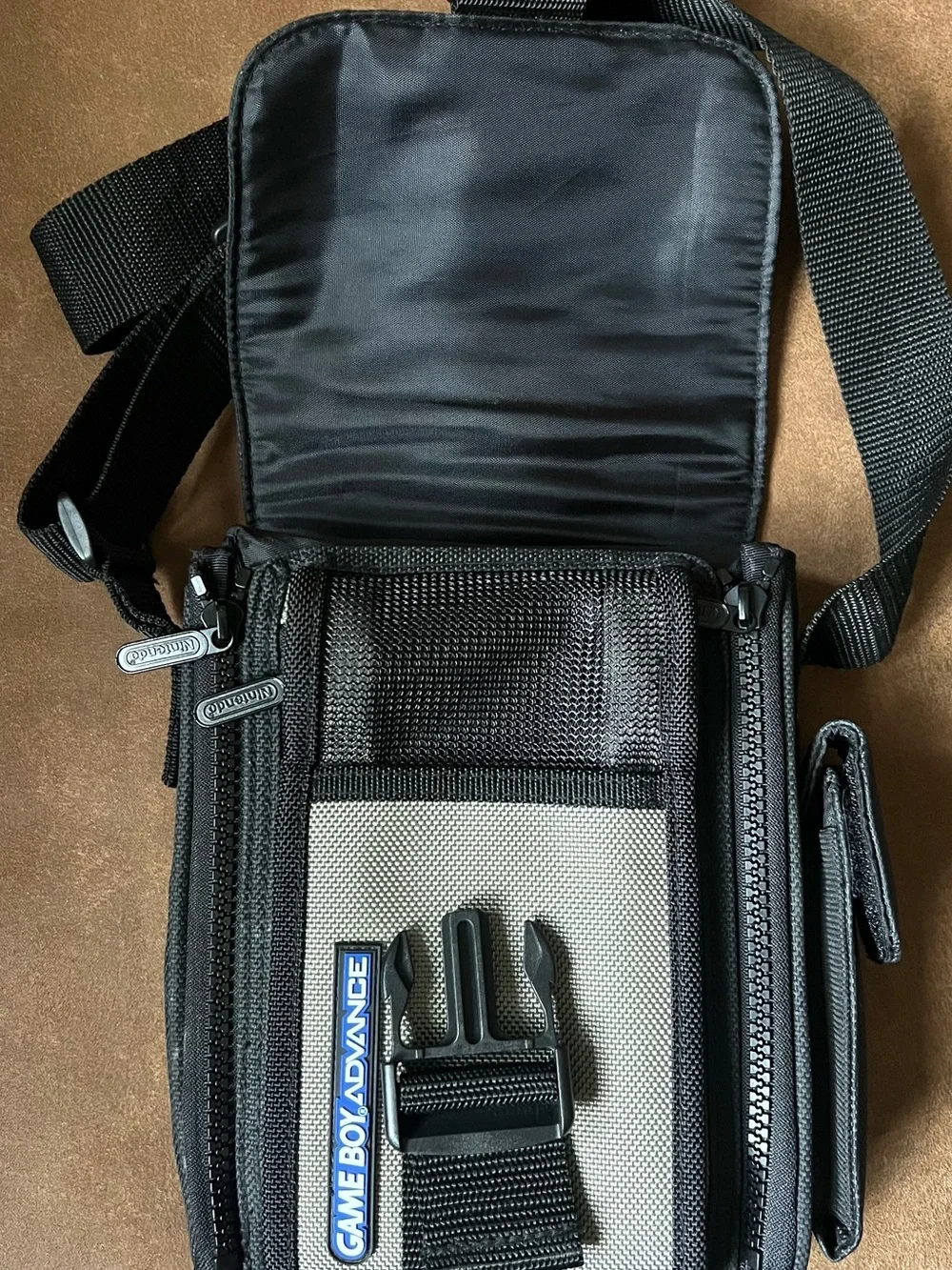 VTG Nintendo Gameboy Advance Shoulder Strap Carry Storage Case Travel Bag OEM